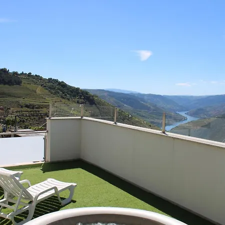 Socalcos Do Douro House 杜罗河畔瓦伦萨