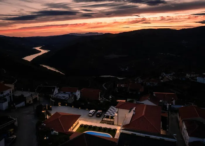 Socalcos Do Douro House Валенса-ду-Дору